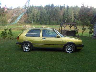 vw golf.jpg